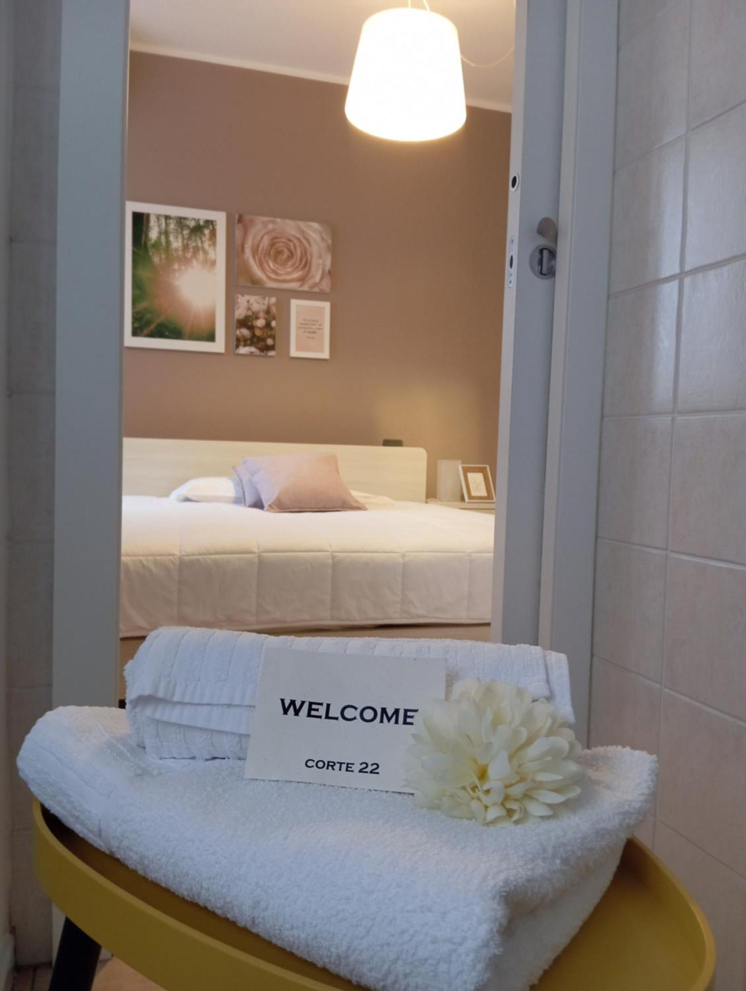 Corte 22 B&B E Appartamenti Borgomanero Exteriör bild