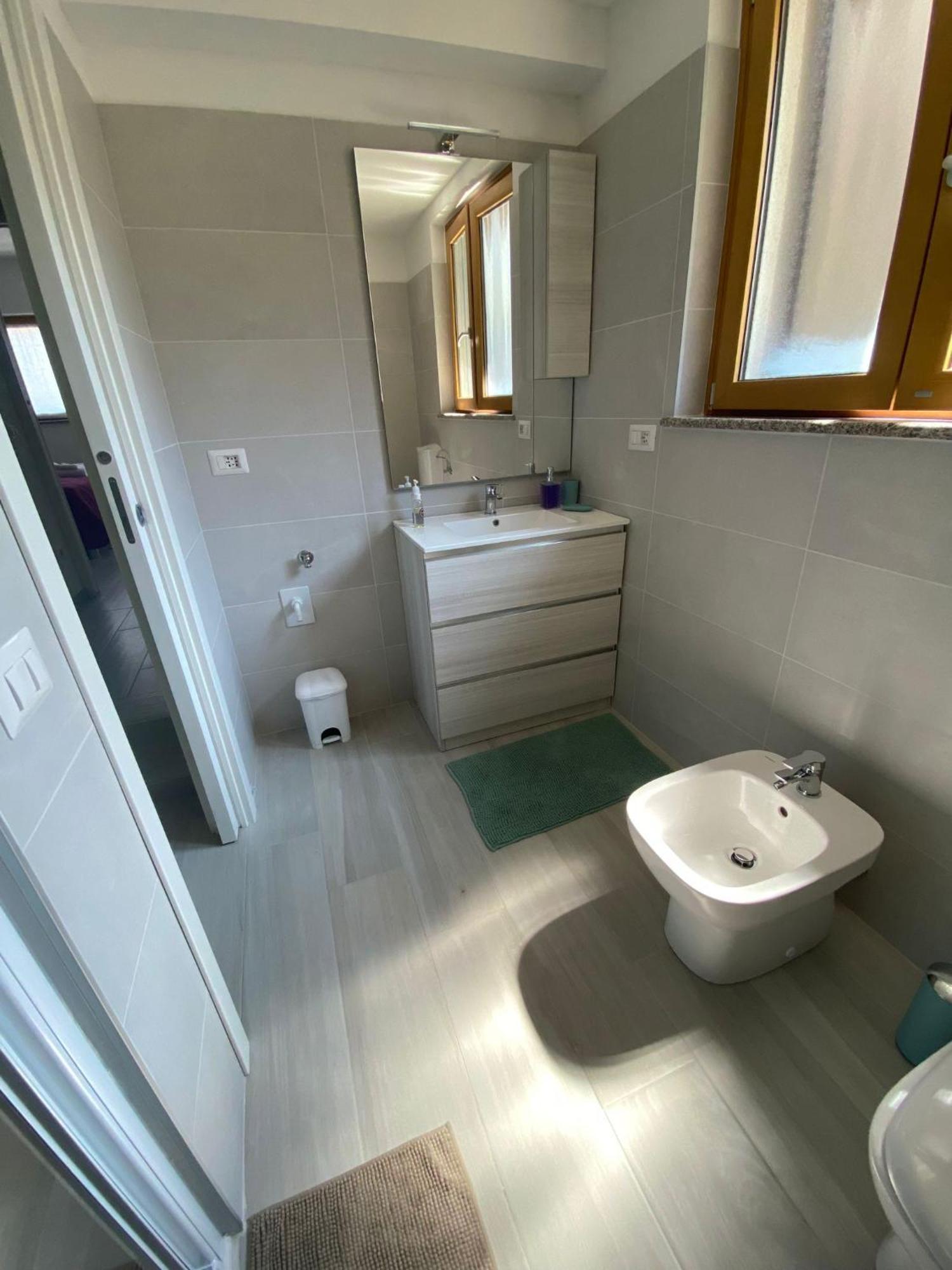 Corte 22 B&B E Appartamenti Borgomanero Rum bild