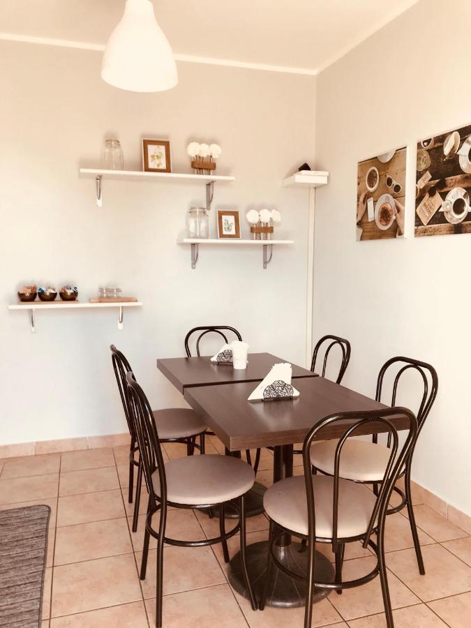 Corte 22 B&B E Appartamenti Borgomanero Exteriör bild